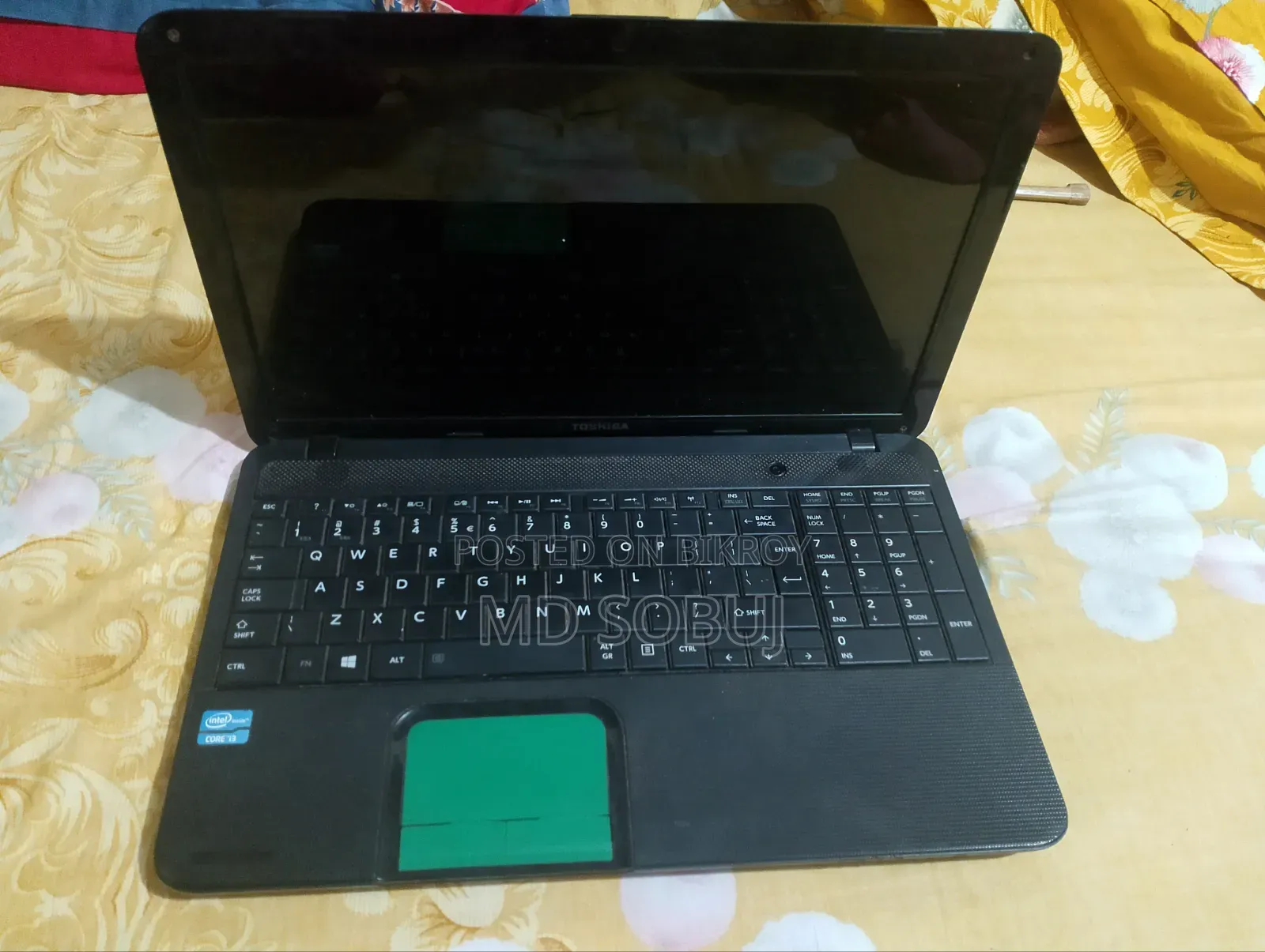 Laptop Toshiba Satellite C850 4GB Intel Core i3 HDD 1T