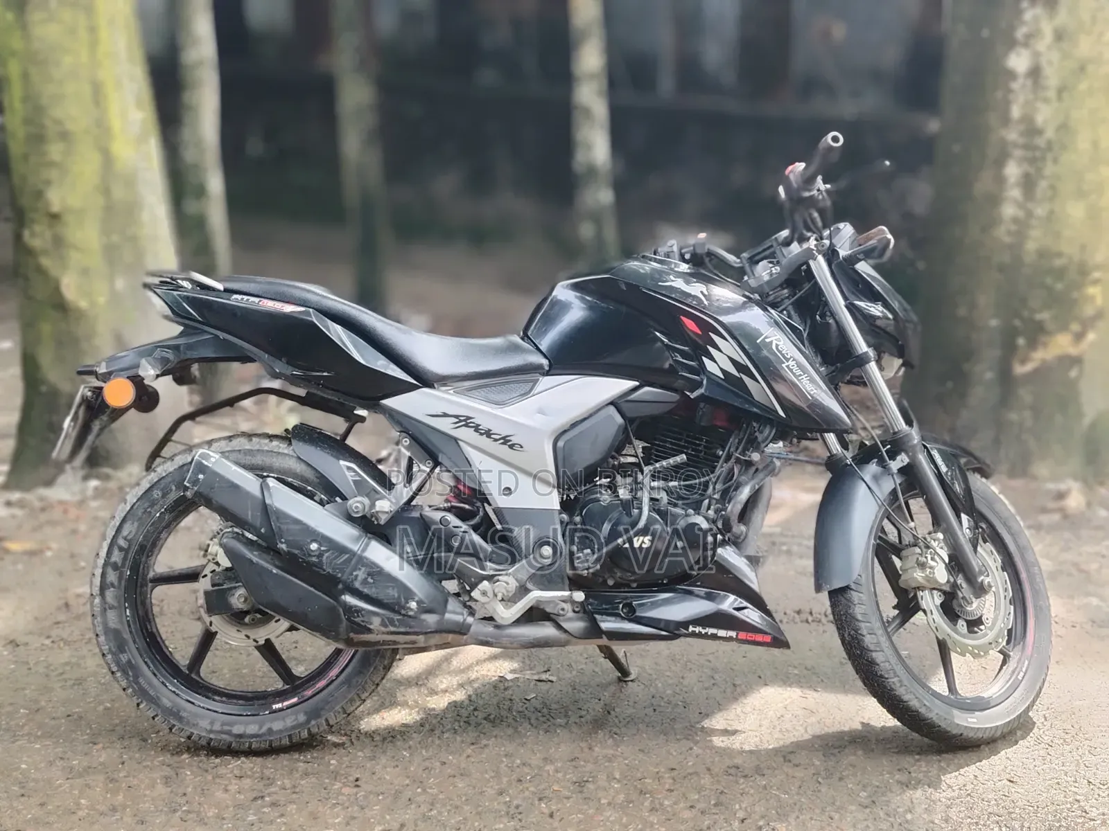 TVS Apache 160 4V 2022 Black
