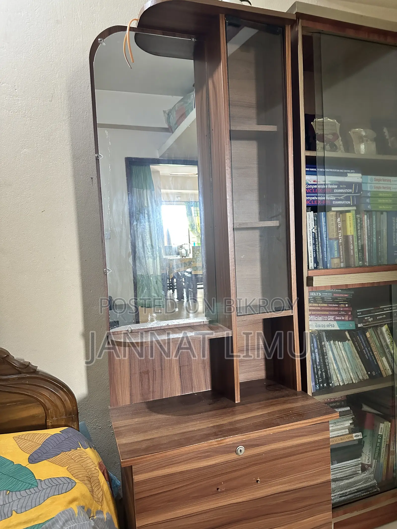 Fresh Used Dressing Table Sell