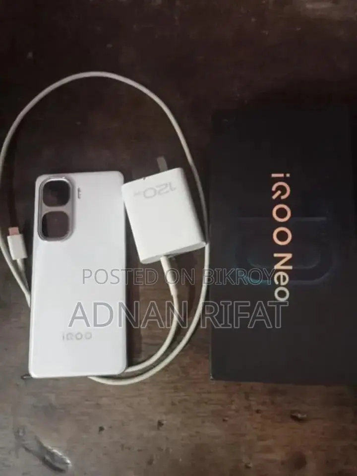 iQOO Neo11 256 GB White