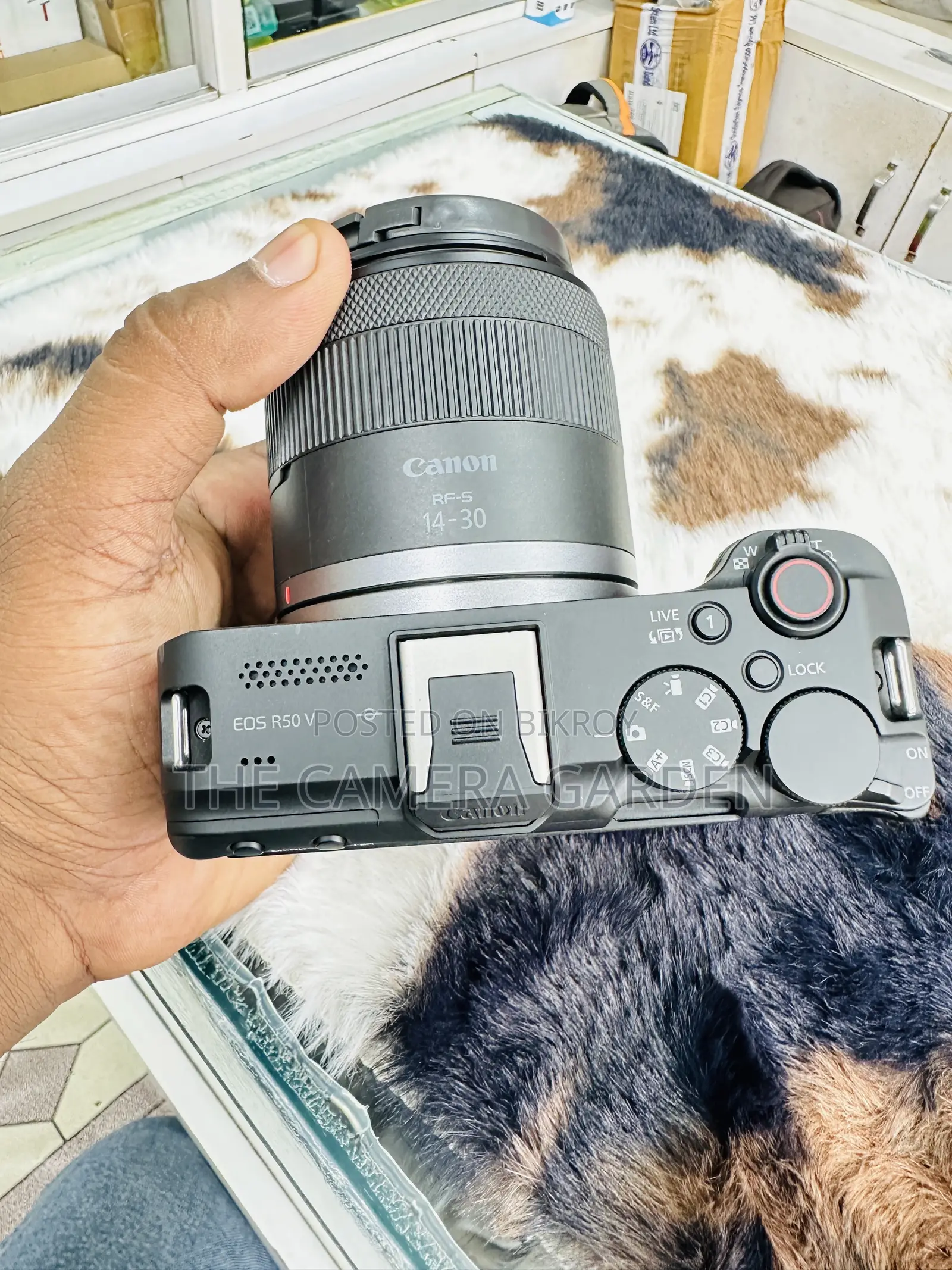 Canon R50v 14 30mm Lens