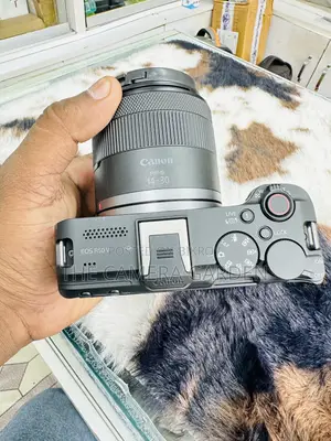 Canon R50v 14 30mm Lens