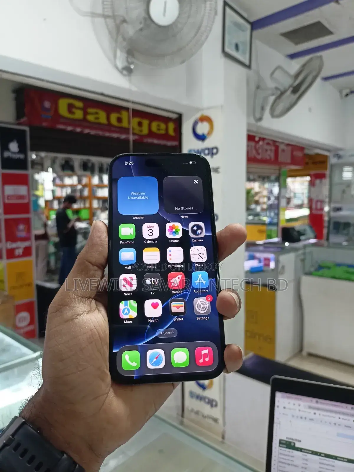 Apple iPhone 16 Pro 128 GB Black