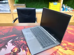 Laptop HP ZBook Firefly 14 G7 8GB Intel Core i7 SSD 256GB