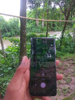 স্যামসাং গ্যালাক্সি এস২০ ১২৮ জিবি ব্রোঞ্জ