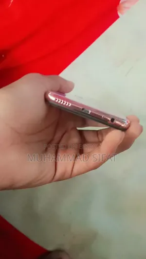 Vivo Y17 256 GB Pink