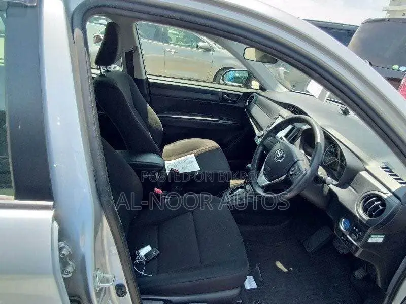 Toyota Axio 2021 White