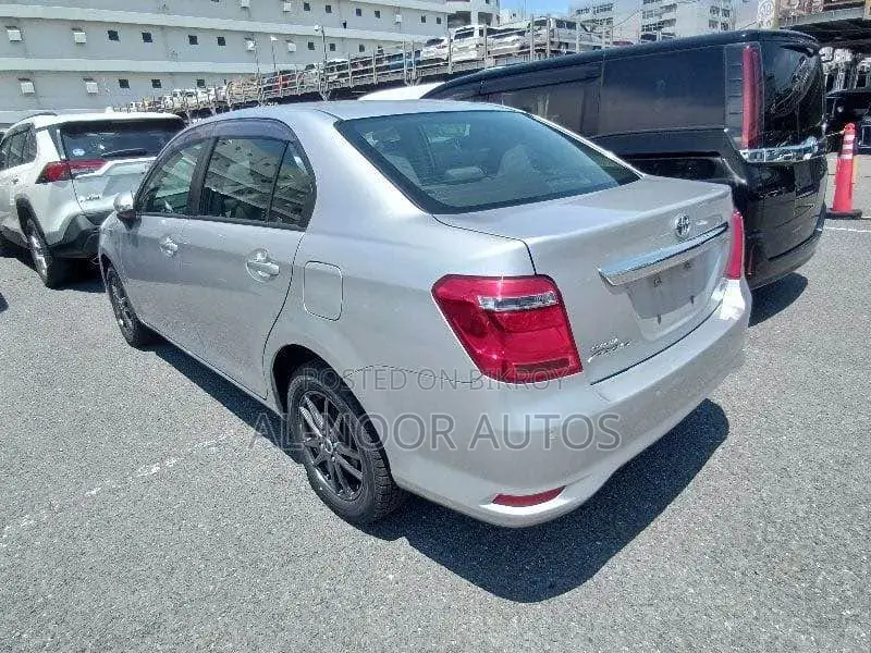 Toyota Axio 2021 White