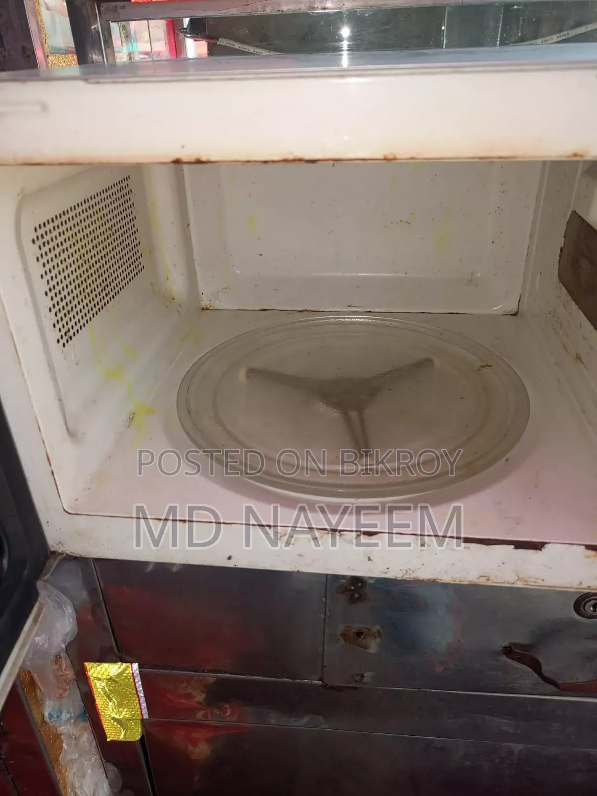 Commercial Microwave and Grill Oven 22 L