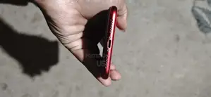 Apple iPhone 11 128 GB Red