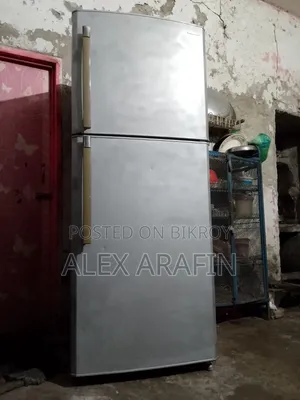 Very Good Quality Fridge Original Samsung Very Big and Original Compressor