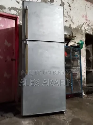 Very Good Quality Fridge Original Samsung Very Big and Original Compressor