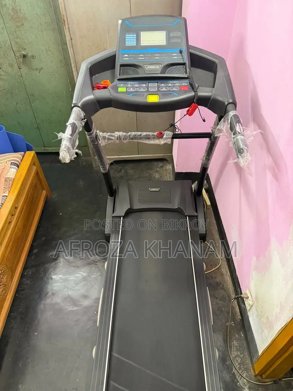 Treadmills sell
