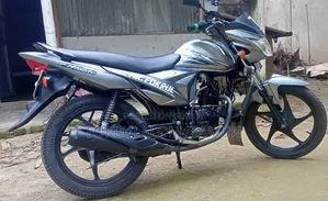 সুজুকি হায়াত ২০১৯ সিলভার