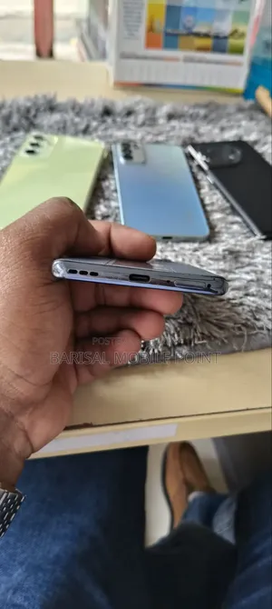 অপো এফ২৭ প্রো+ ১২৮ জিবি নীল
