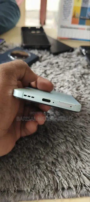 অপ্পো রেনো৬ ৫জি ১২৮ জিবি হোয়াইট