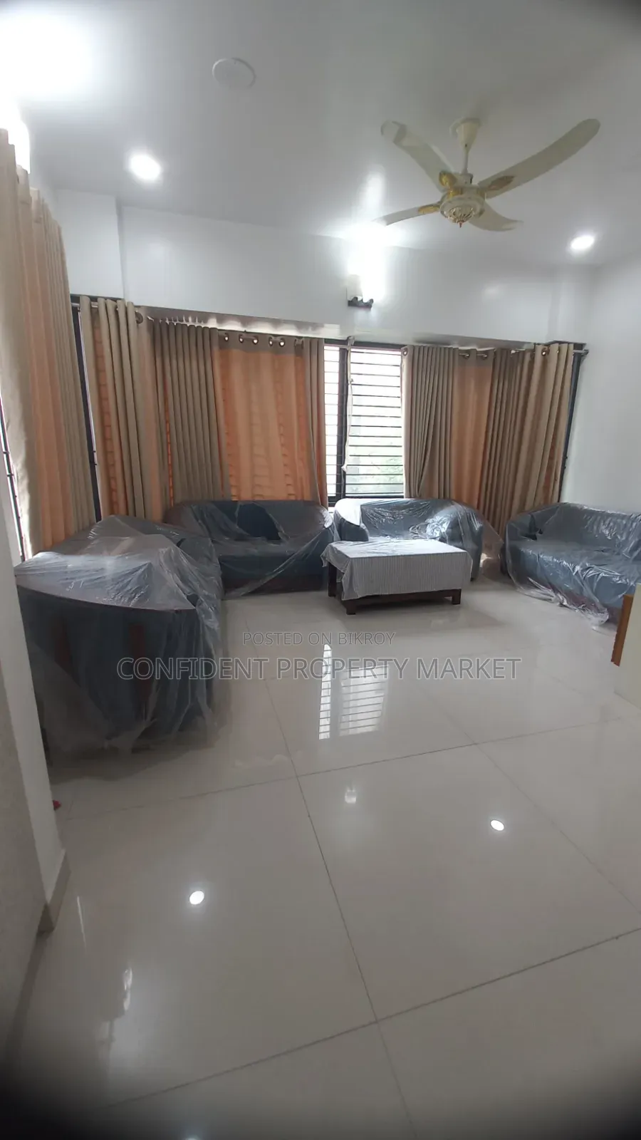 গুলশানে ভাড়ার জন্য আসবাবপত্রসহ ৪ বেডরুমের অ্যাপার্টমেন্ট