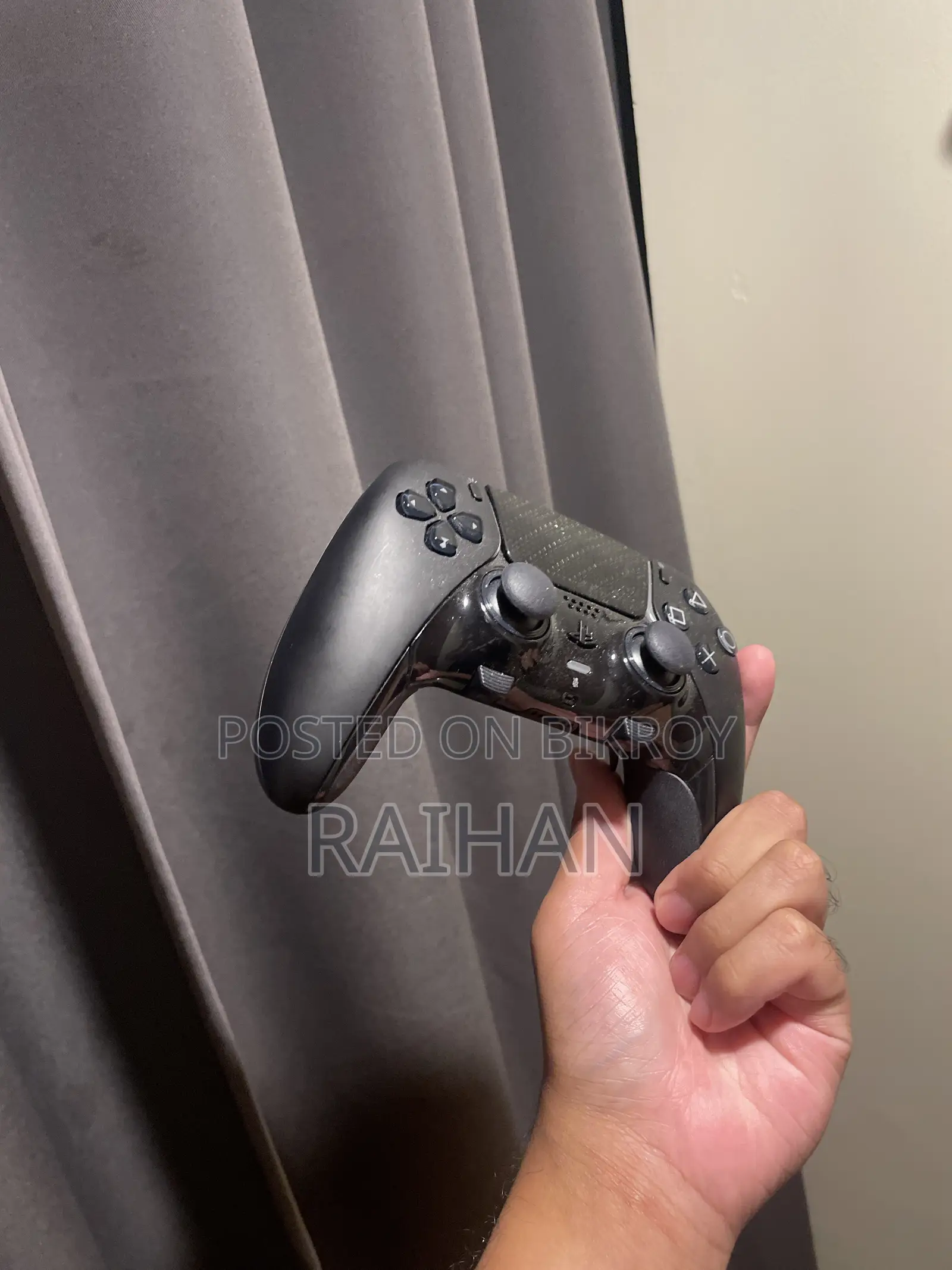 সনি ডুয়াল সেন্স এজ