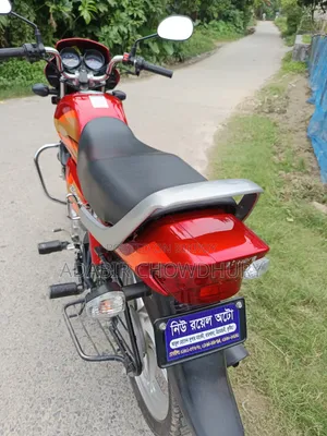 Hero HF Deluxe 2025 Red