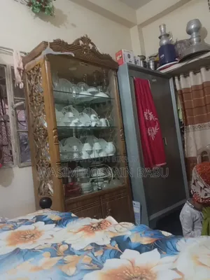 শোকেস সেগুন কাঠ