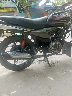 বাজাজ প্লাটিনা ১২৫ ২০১০ ব্ল্যাক