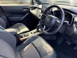 New Toyota Corolla Cross 1.8 Hybrid FWD 2022 Brown