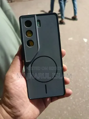টেকনো ক্যামন ৪০ প্রো ৪জি ২৫৬ জিবি ব্লু