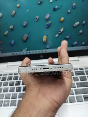অ্যাপল আইফোন ১৩ ১২৮ জিবি হোয়াইট