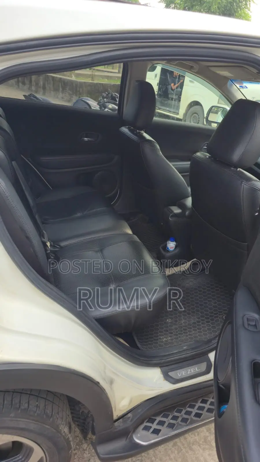 Honda Vezel 1.5 2WD 2014 Pearl