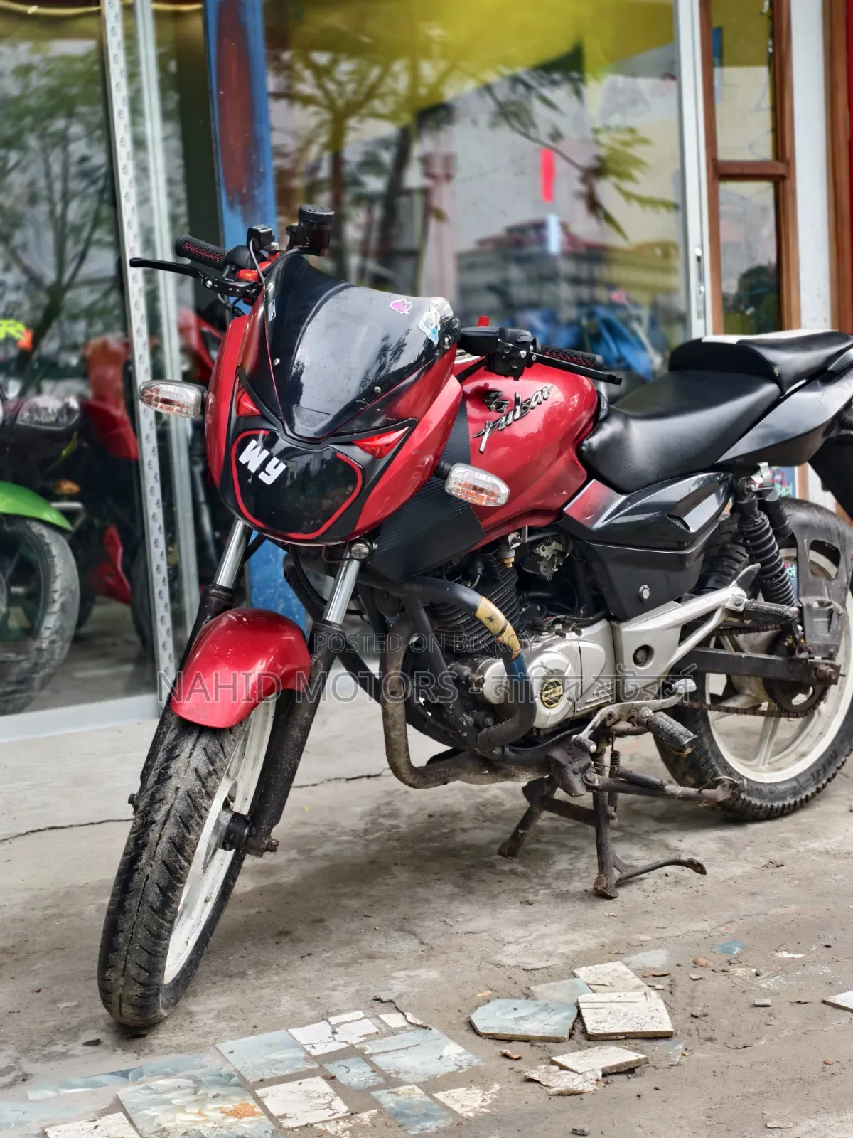 Bajaj Pulsar 150 2019 Red