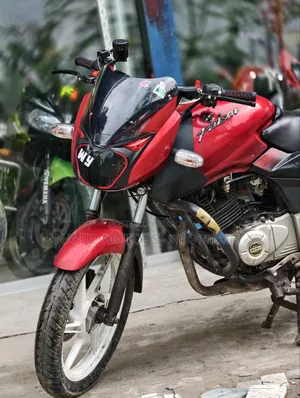 Bajaj Pulsar 150 2019 Red