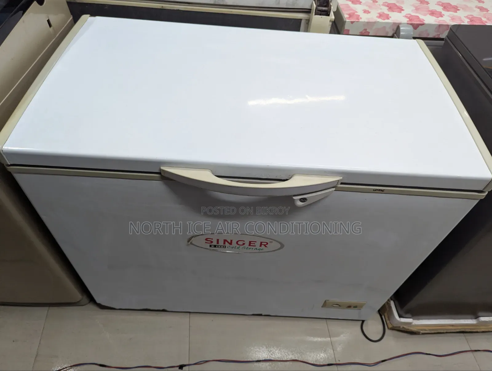 সিঙ্গার ডিপ ফ্রিজ ২৫০ লিটার