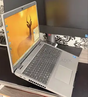 Laptop Dell 3GB Intel SSD 256GB