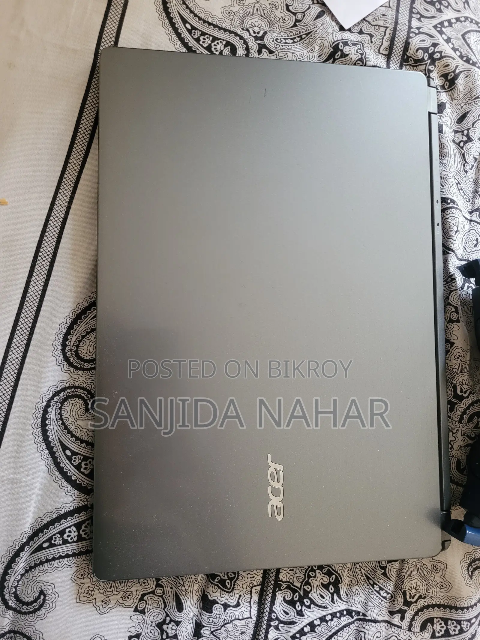 Laptop Acer Aspire V V5 572P 8GB Intel Core i5 HDD+SSD 500GB