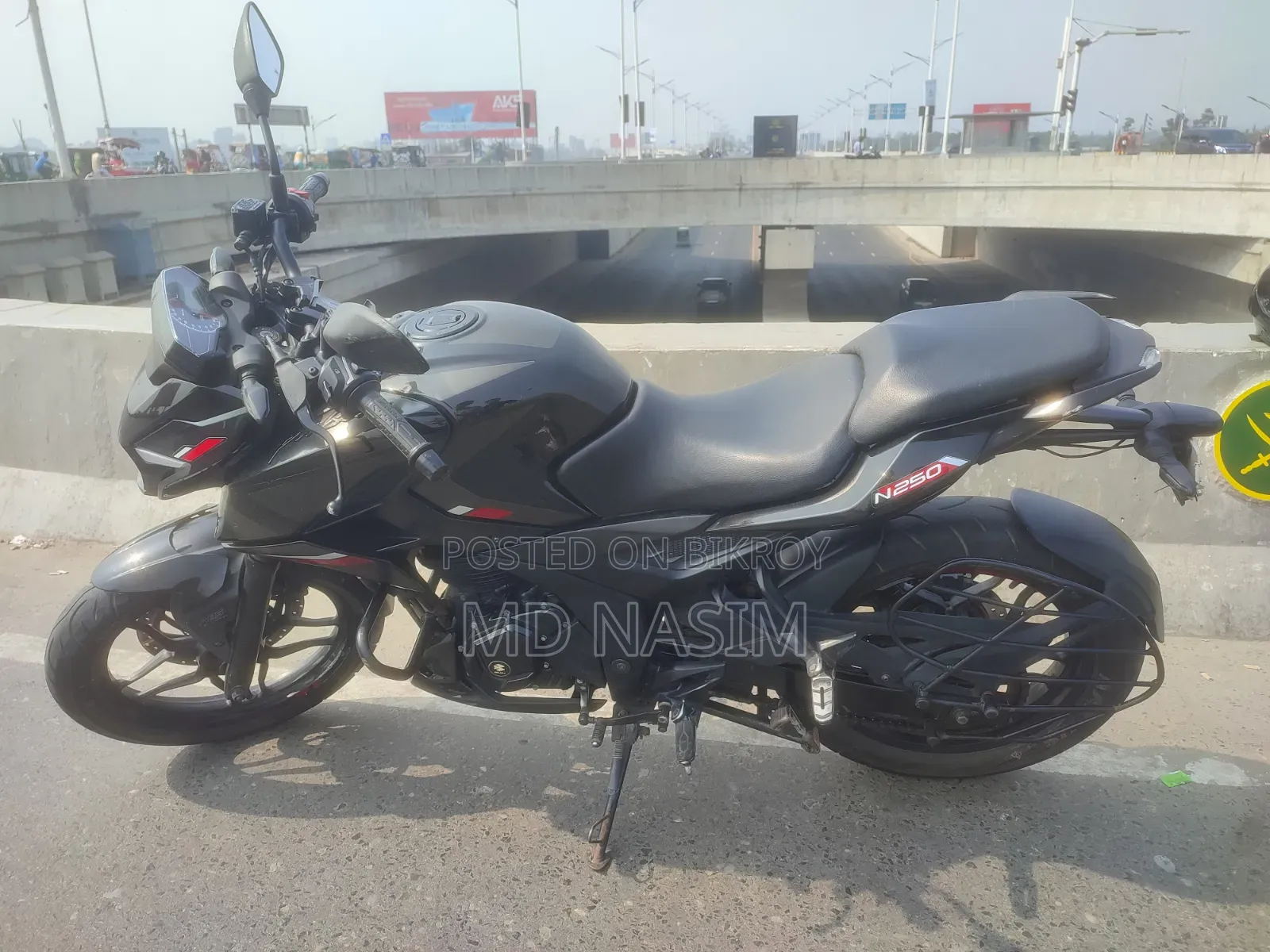 Bajaj Pulsar N250 2023 Black