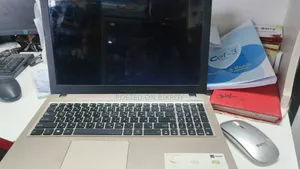 Laptop ASUS 4GB Intel Core I3 SSD 128GB