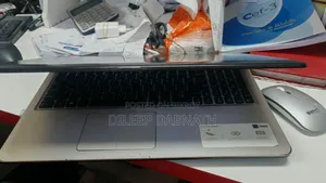 Laptop ASUS 4GB Intel Core I3 SSD 128GB