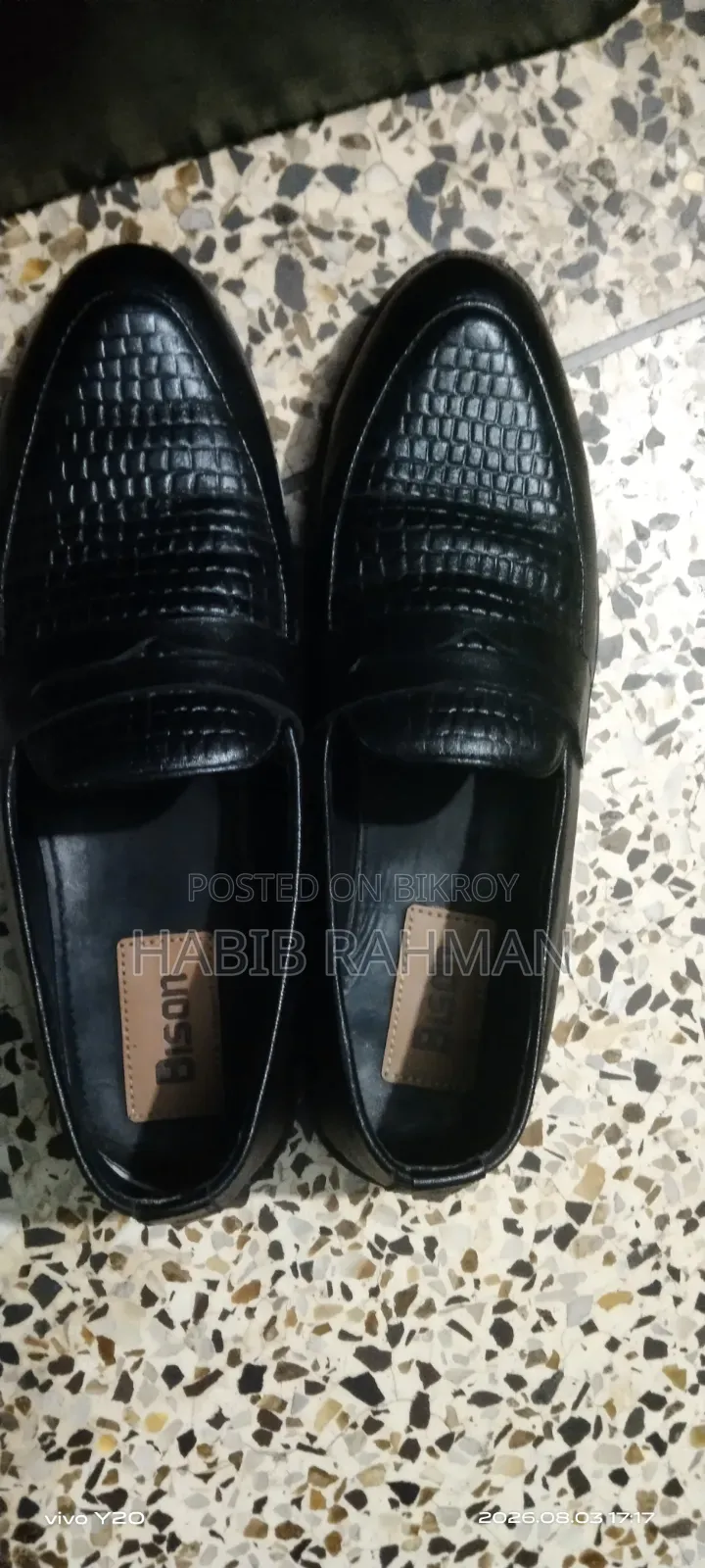 A pair of original leather shoes will be sold