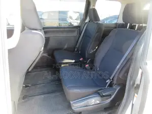Toyota Noah 2021 Silver