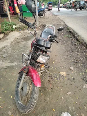 Hero Hunk 150R Dual Disc ABS 2014 Red