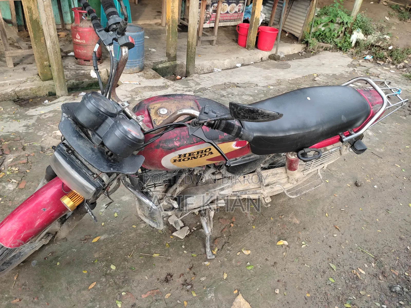 Hero Hunk 150R Dual Disc ABS 2014 Red