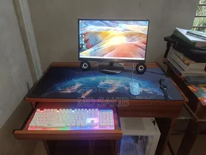 Desktop Computer Asus 8GB AMD Ryzen 5 HDD+SSD 128GB