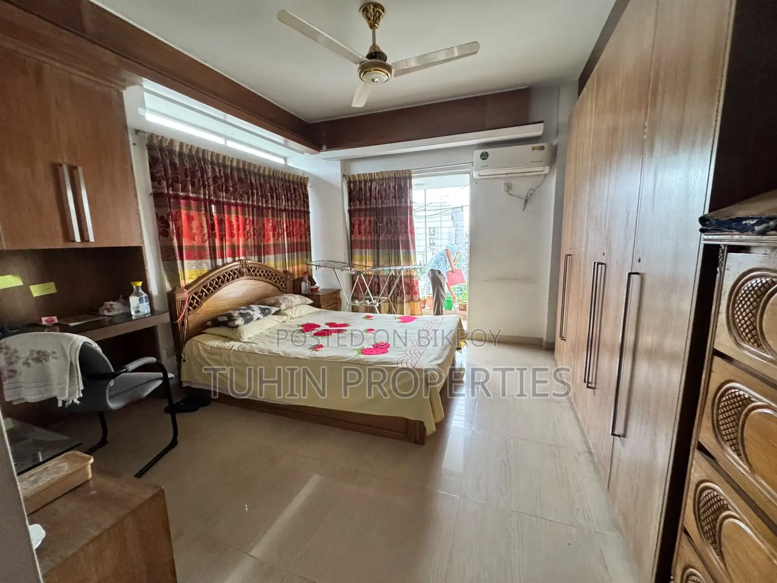 উত্তরায় ৩ বেডরুমের অ্যাপার্টমেন্ট বিক্রয়ের জন্য