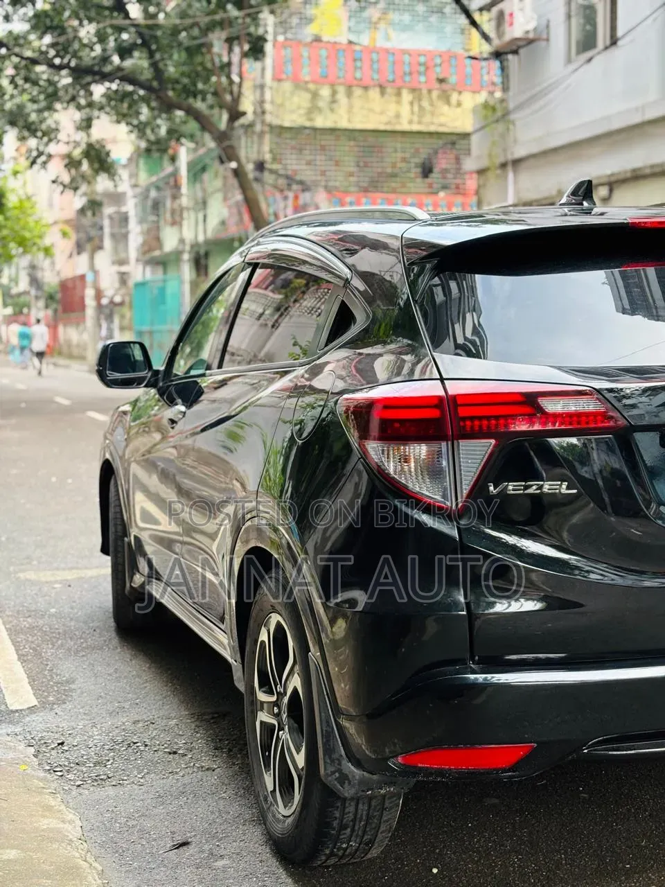 হোন্ডা ভেজেল ২০১৬ ব্ল্যাক