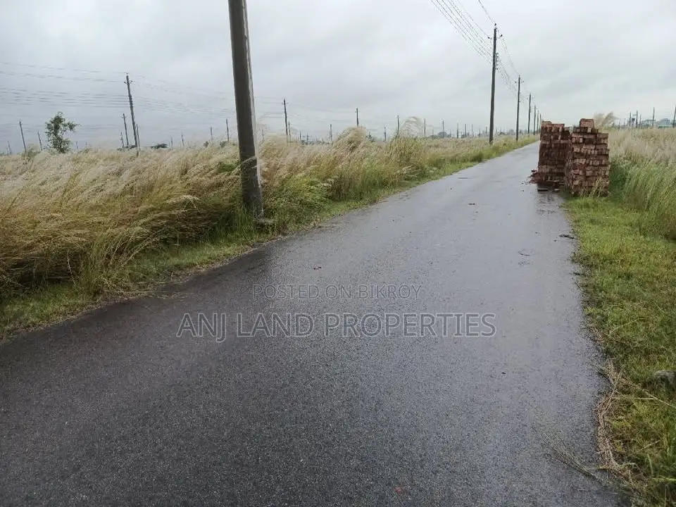 N-Block 3-Katha 40'/25' Road Corner Plot Sale