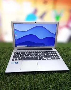ল্যাপটপ এসার এস্পায়ার ১ ৮জিবি ইন্টেল কোর আই৩ এসএসডি ২৫৬জিবি