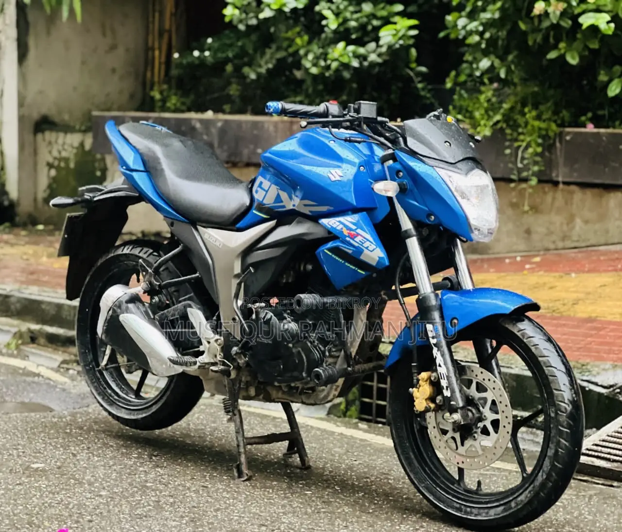 সুজুকি জিক্সার ২০২০ নীল