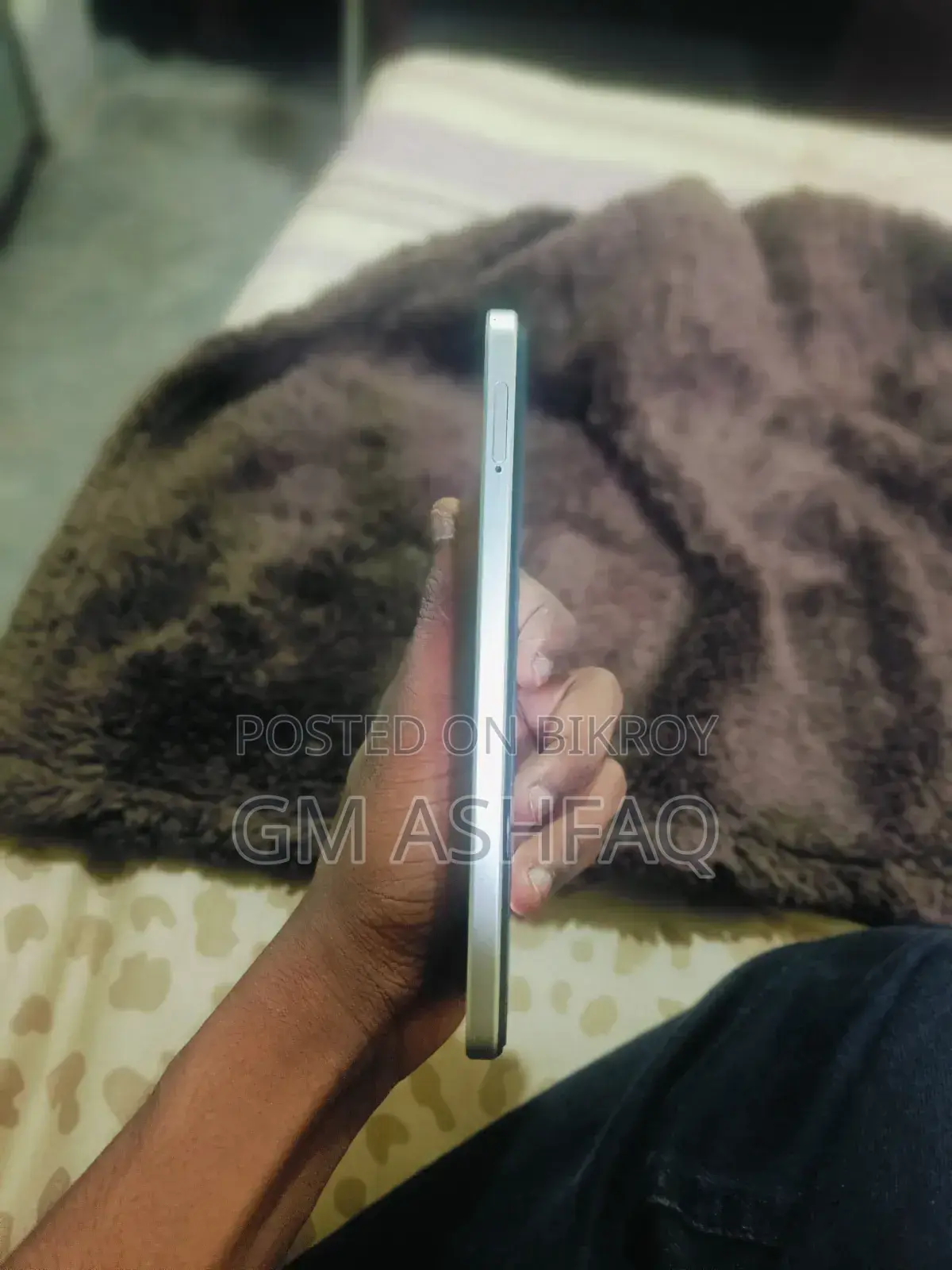 নতুন অপো এ৩৮ ১২৮ জিবি গোল্ড