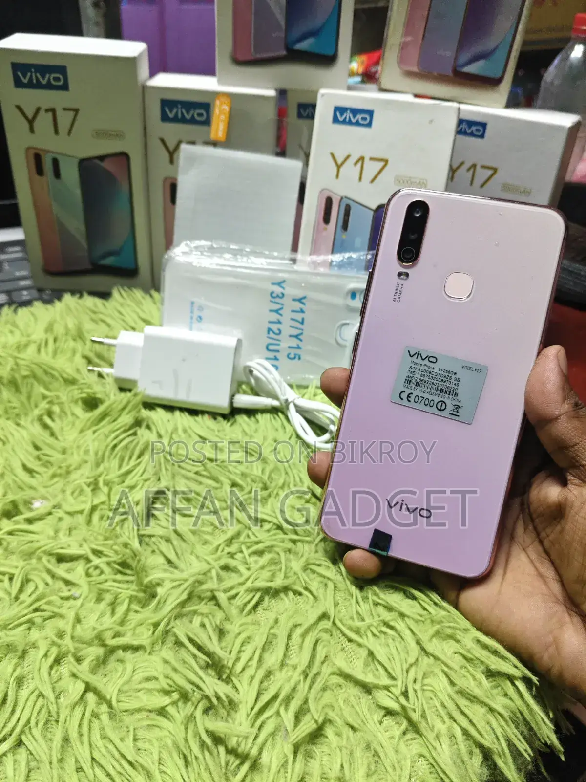 Vivo Y17 256 GB Pink