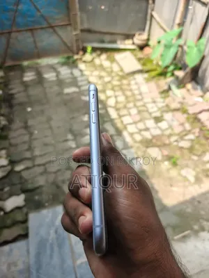 মোবাইল ফোন ৬৪ জিবি পার্পল